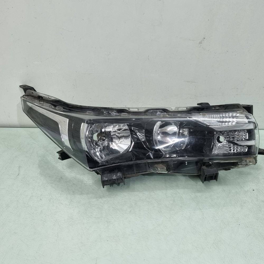 Farol Lado Direito Toyota Corolla 2015/2018 Usado E Original Direito/passageiro 1