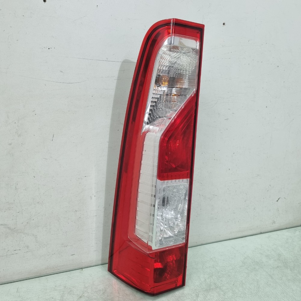 Lanterna Esquerda Renault Master 2013/2021 1