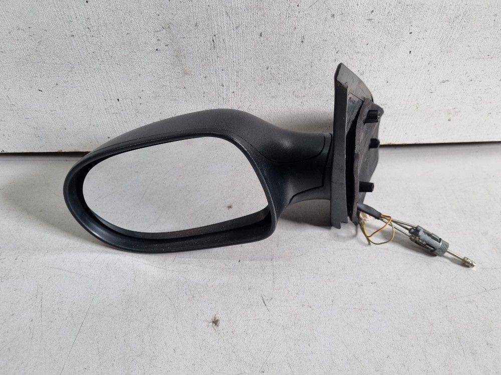 Retrovisor Esq. Manual Fiat Palio Economy 4p 2010/2014 Usado 2