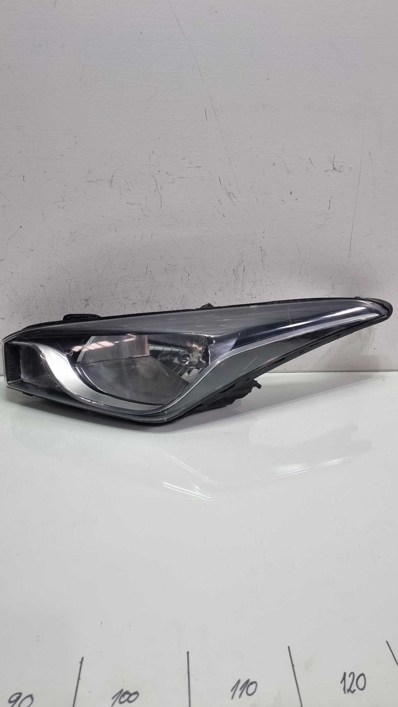 Farol lado esquerdo Hyundai HB20 modelo 2013/2019 3