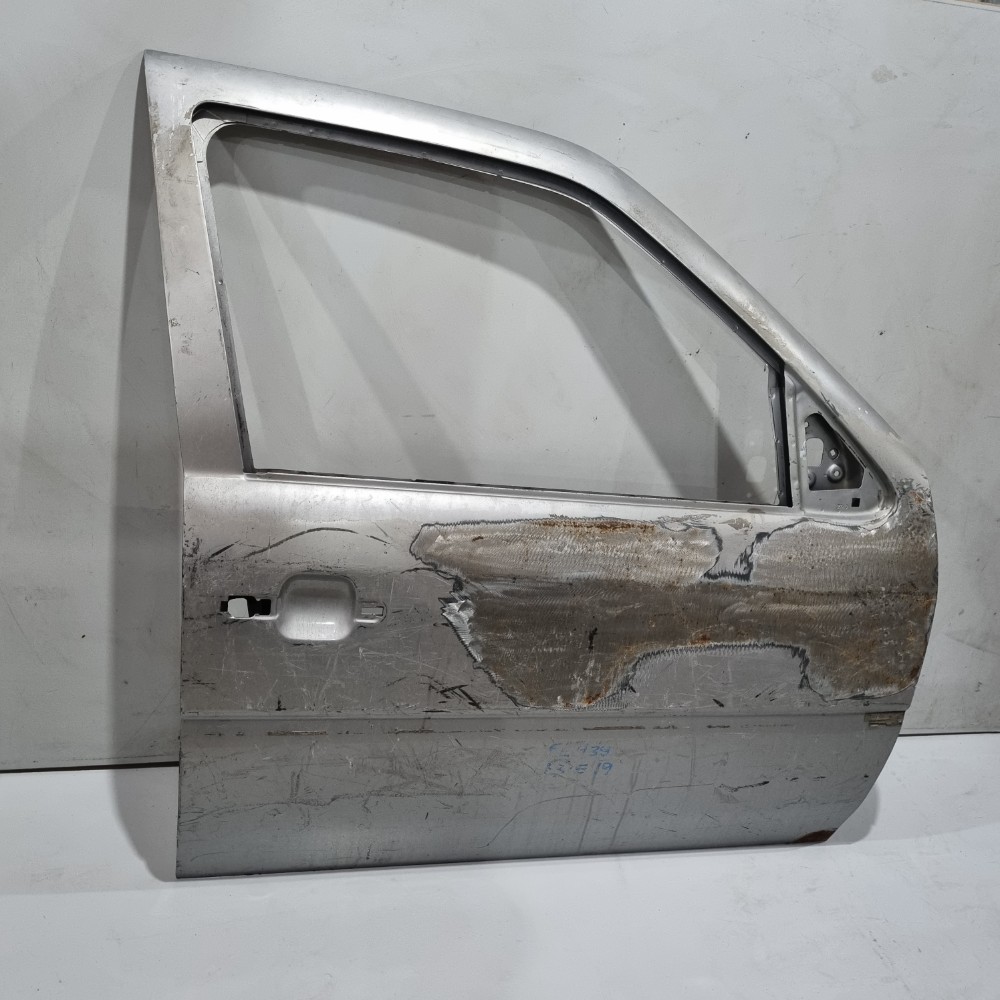 Porta Dianteira Direita Volkswagen Gol 1999/2009 Recuperada. Dianteira 2