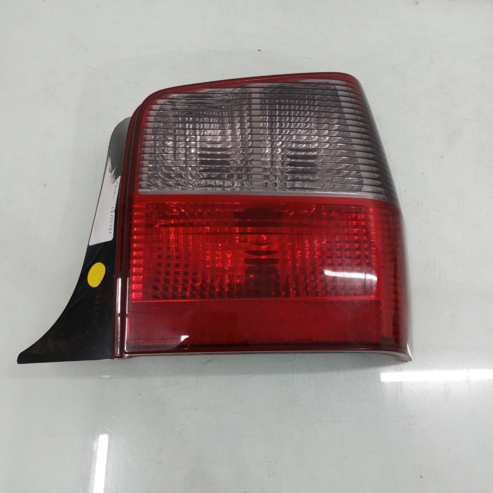 Lanterna Direita Fumê Fiat Uno Fire 2005 / 2012 Recuperado 1