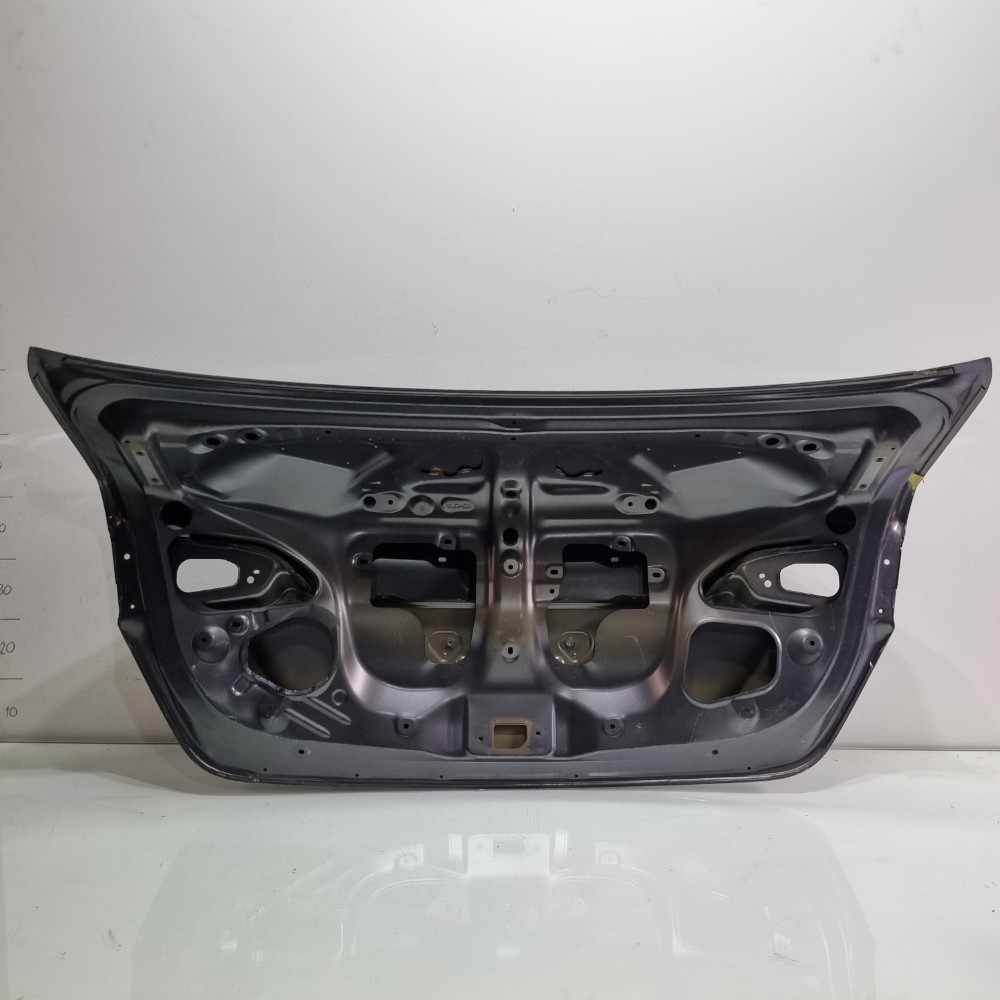 Tampa Traseira Toyota Yaris Sedan Modelos 2017/2024 4