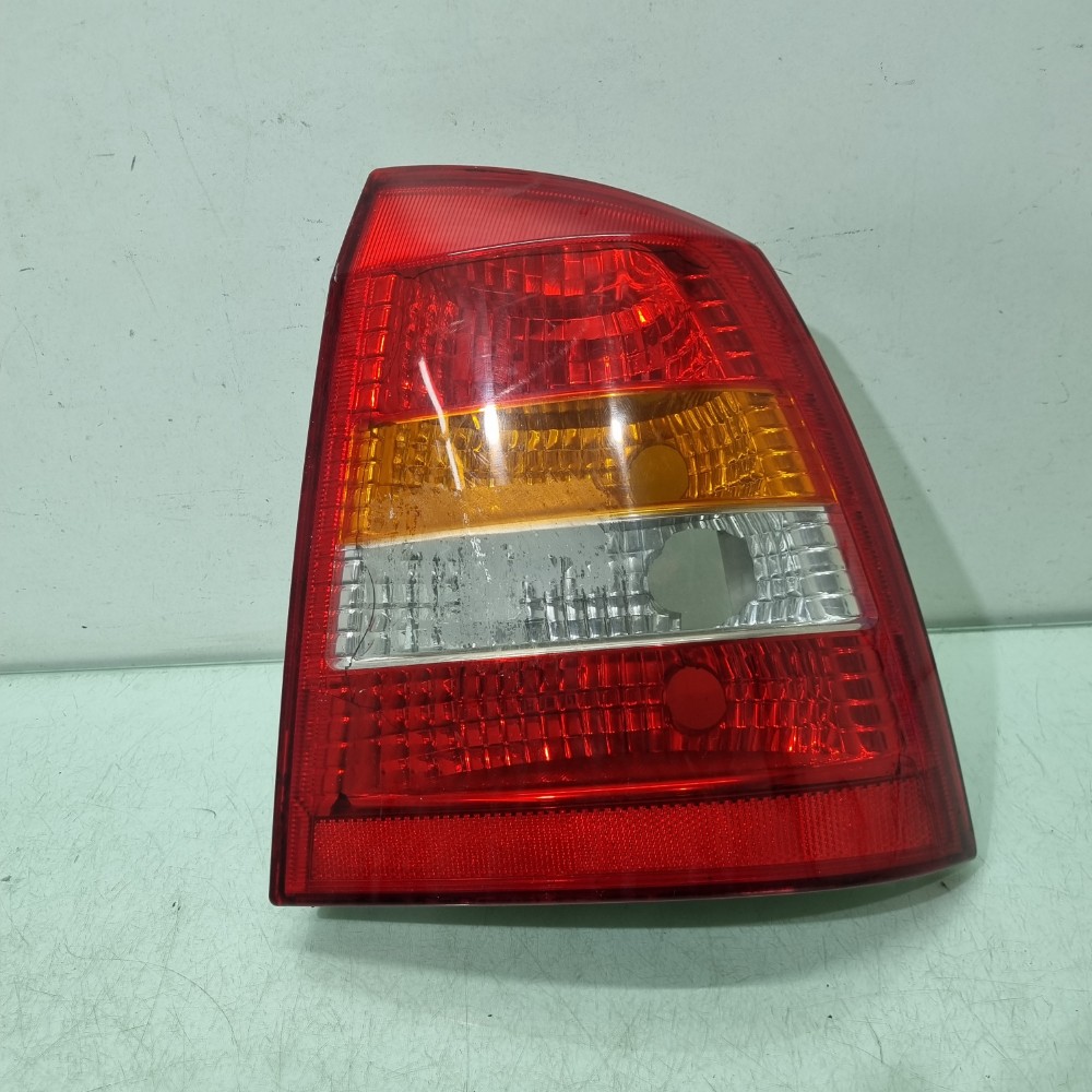 Lanterna Do Lado Direito Chevrolet Astra Sedan 1998/2002 Direito/passageiro 1