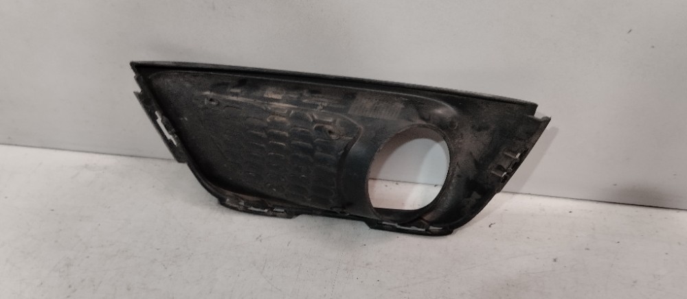 Moldura Farol  Milha Direito Jeep  Compass 2017/2020 Usado. Direito 3