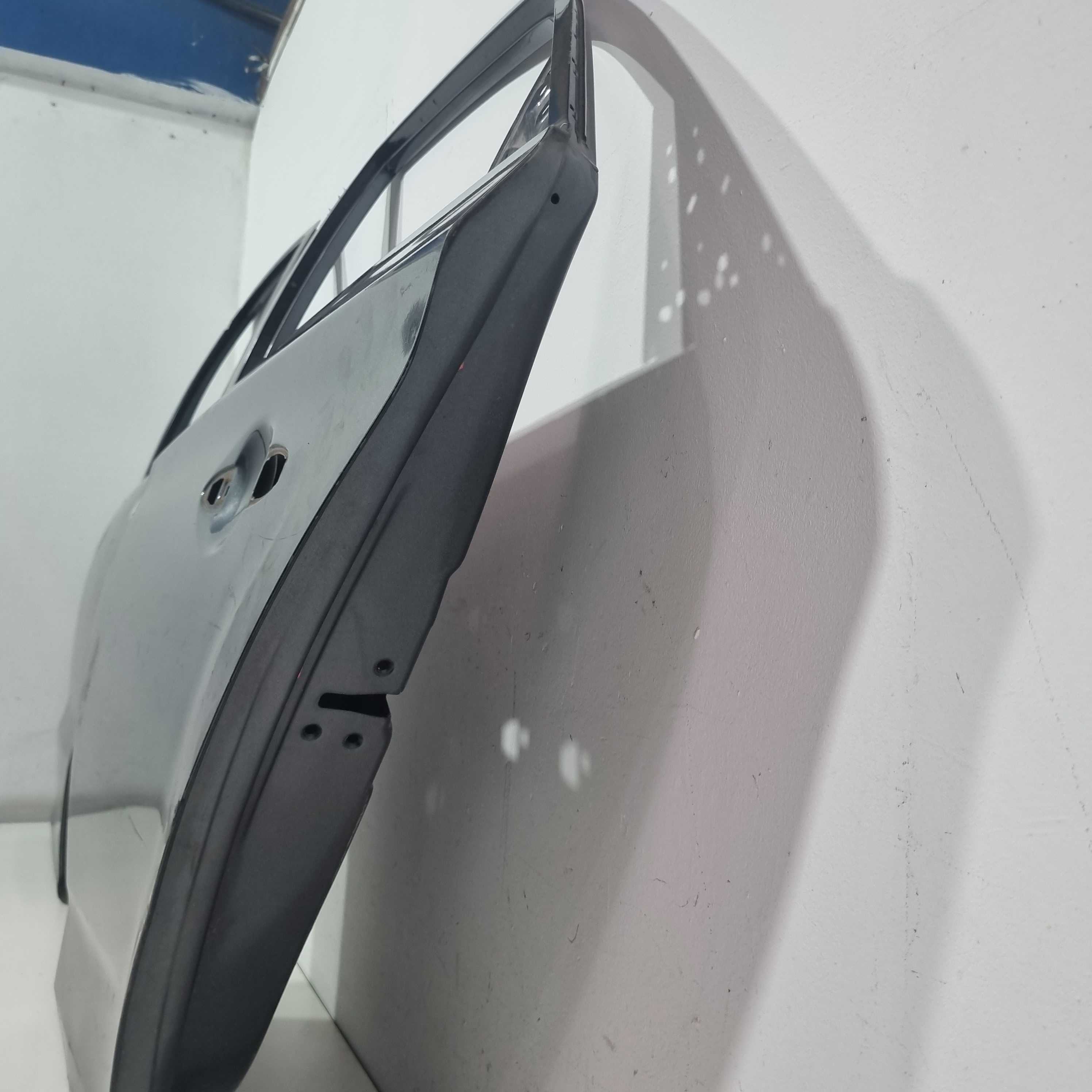 Porta Traseira Esquerda Hyundai Hb20 Hatch 2013/2018 Traseira Esquerdo 4