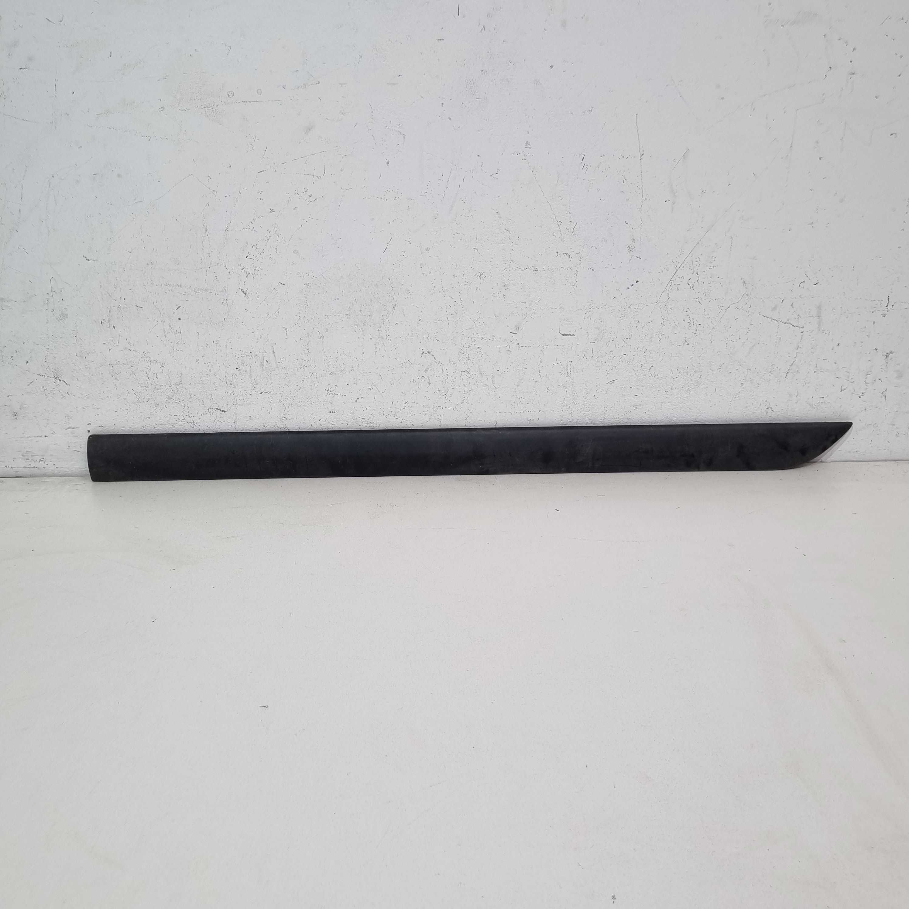 Friso Porta Dianteira Direita Ford Focus Modelos 2001/2007 1