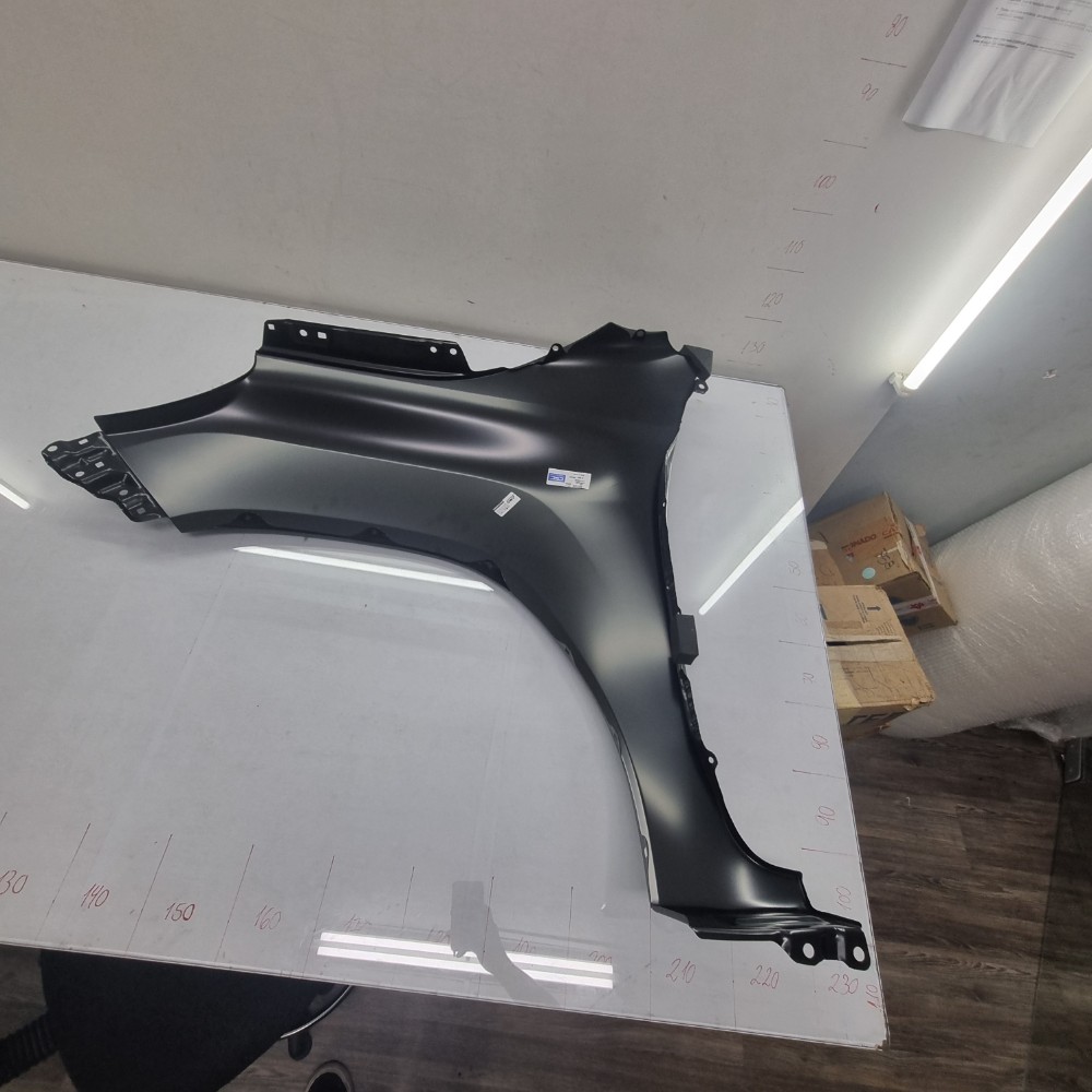 Paralama Direito S/furo Toyota Hilux Srv Modelos 2016/2020 5