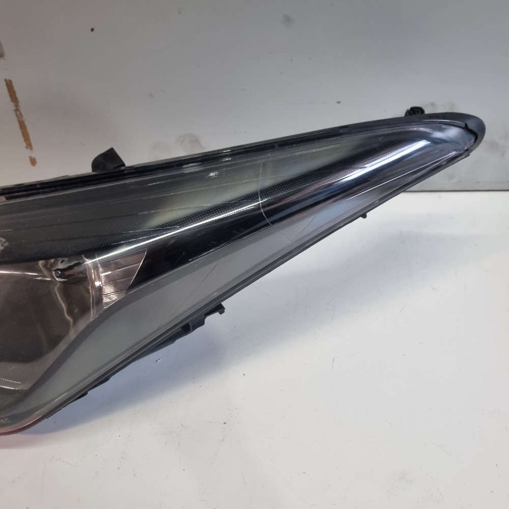 Farol Do Lado Esquerdo Hyundai Hb20 Modelos 2013/2019 Esquerdo/motorista 4