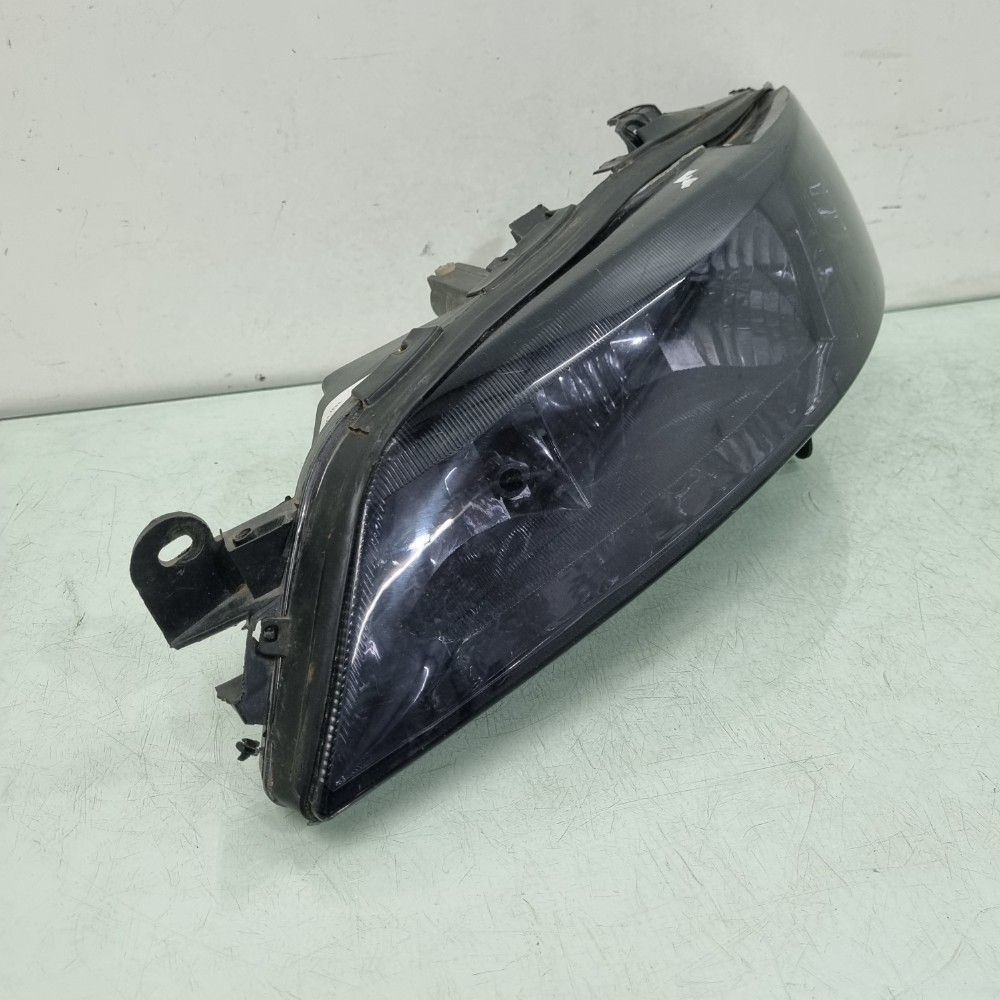 Farol  Esquerdo Fumê  Chevrolet Vectra 2001/2005 Recuperado. Esquerdo/motorista 3