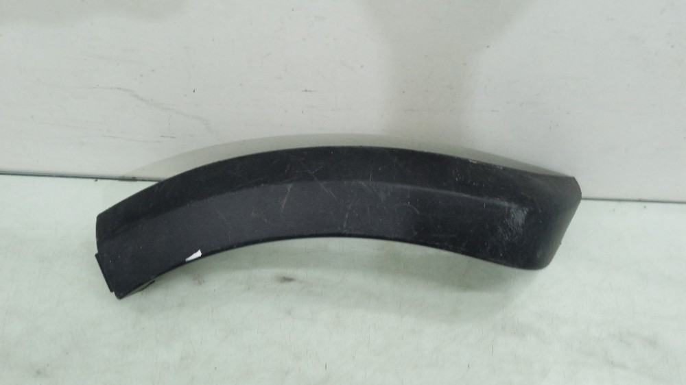 Moldura Lado Esq P-c Tras Sandero Stepway 2016/2020 Seminova 1