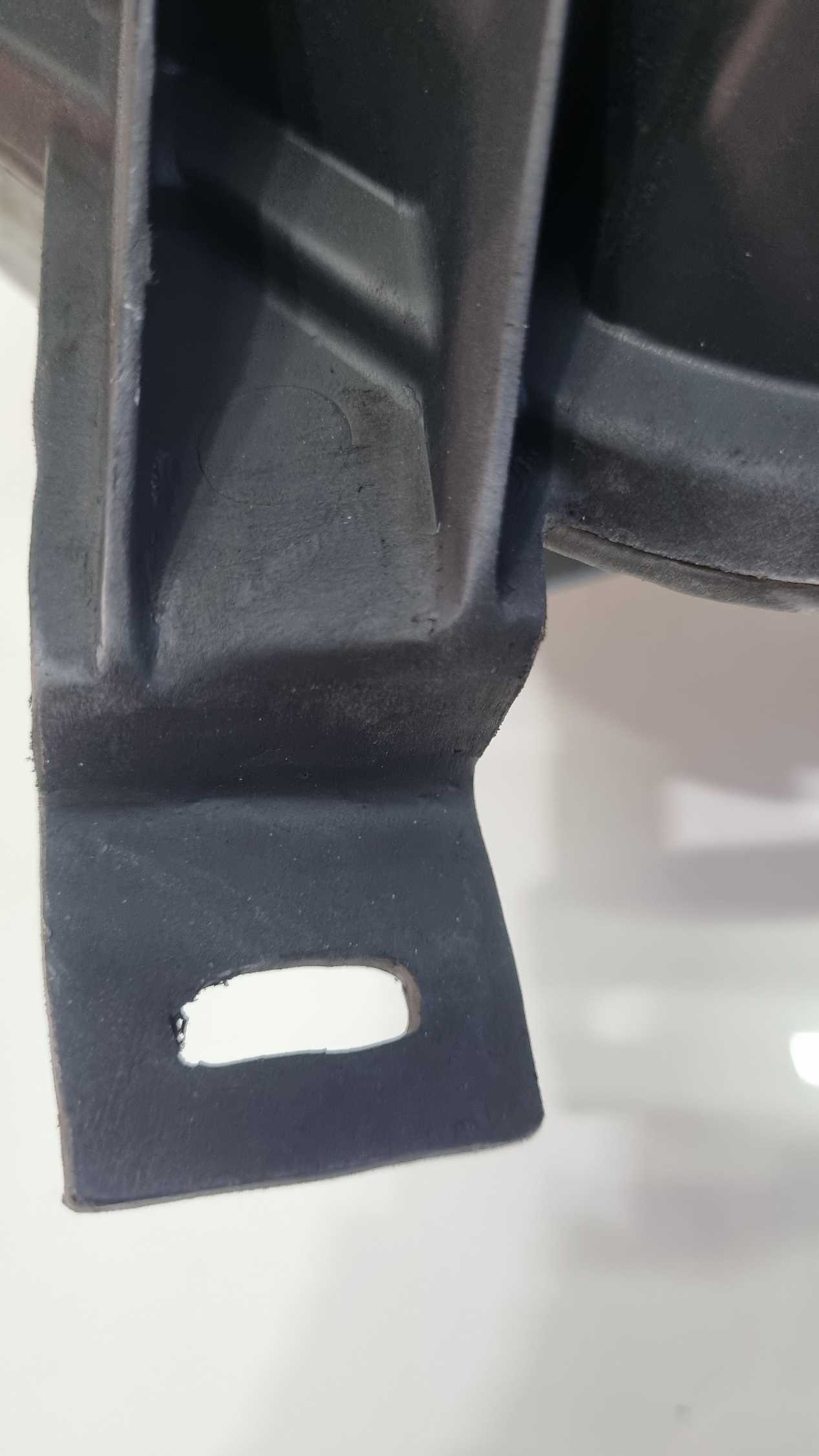 Farol direito Renault Master 2020/2024 5