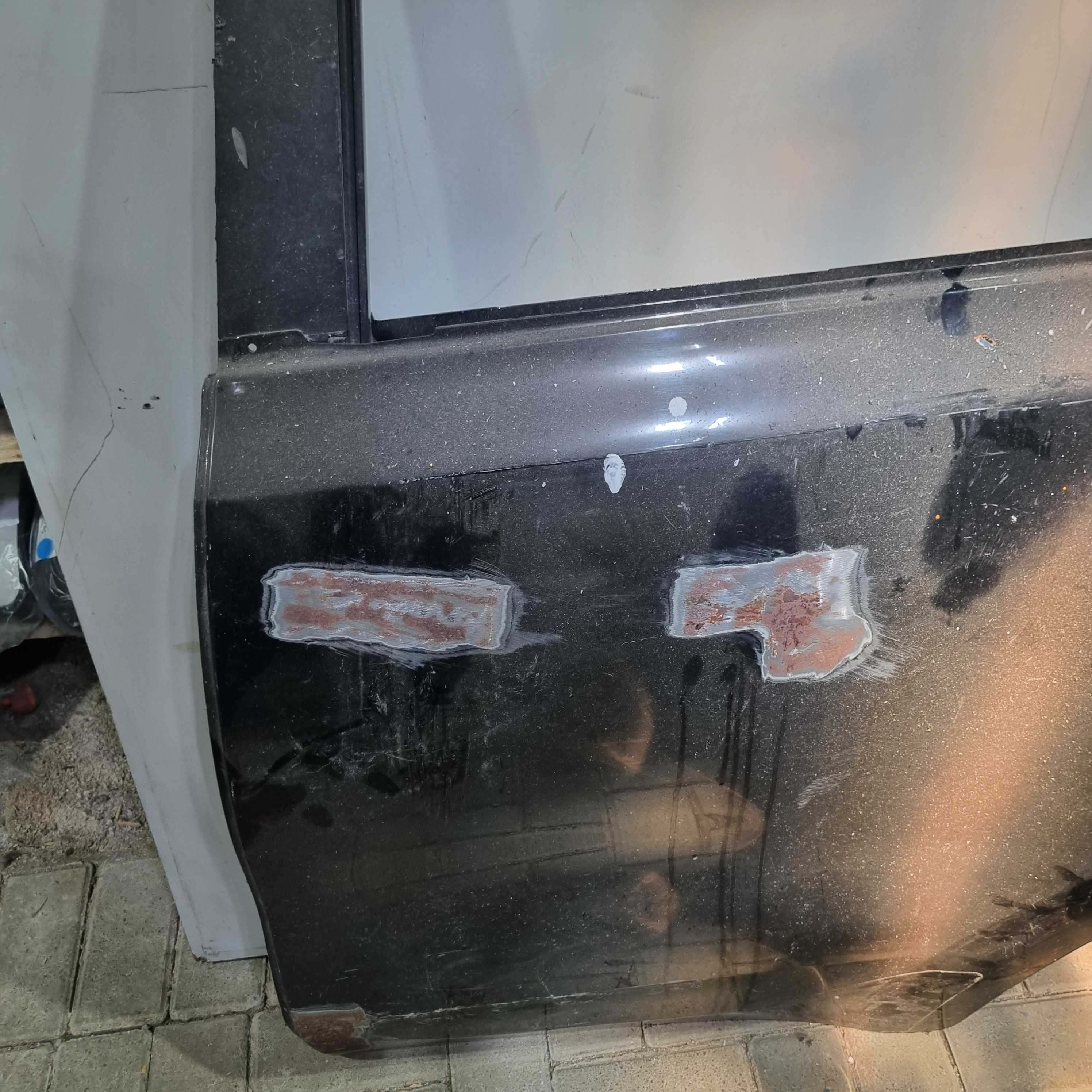 Porta traseira lado esquerdo recuperada Sportage 16/19 3