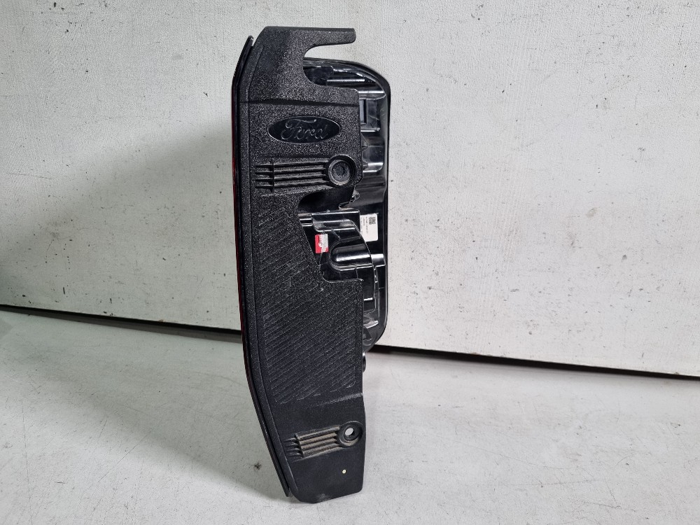 Lanterna Esquerda Ford Ranger 2023/2025 Recuperada 5