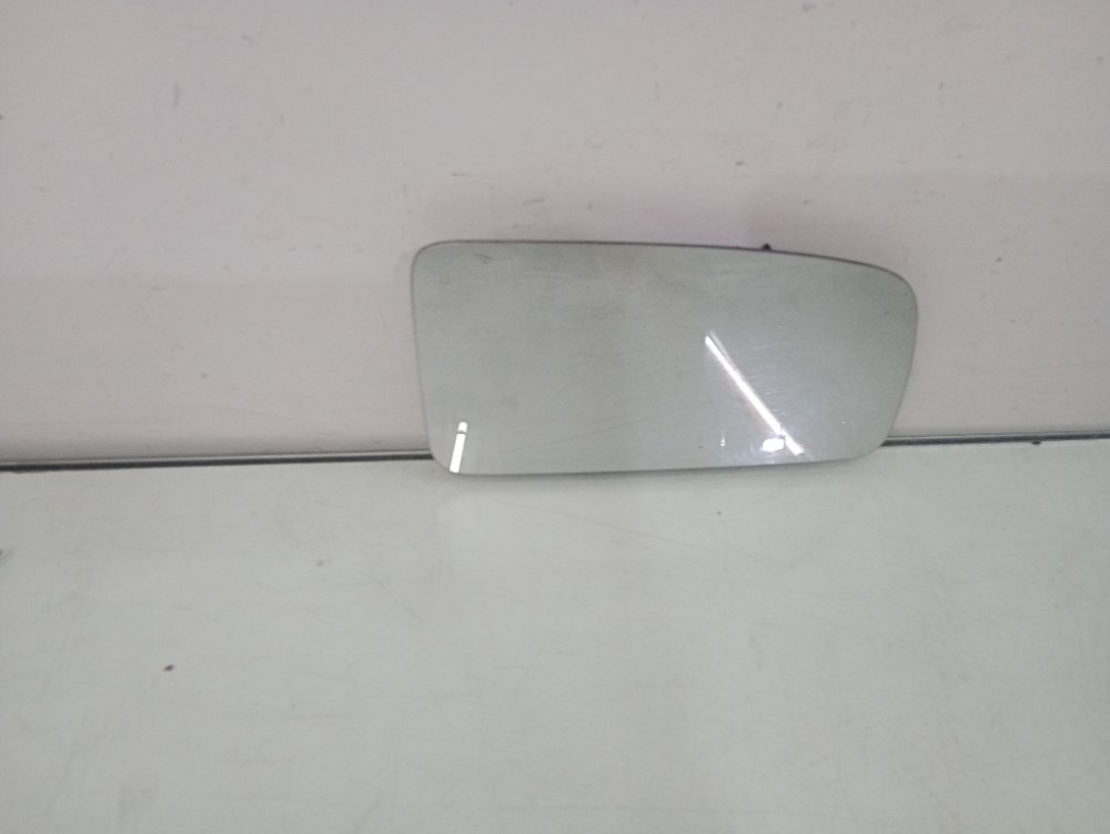 Lente Do Retrovisor Direita Do Santana 1992/1997 Recuperado. 3