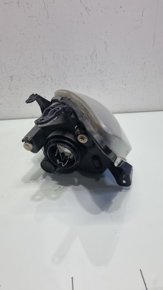 Farol lado direito cromado Chevrolet  Celta modelo 2006/2012 3
