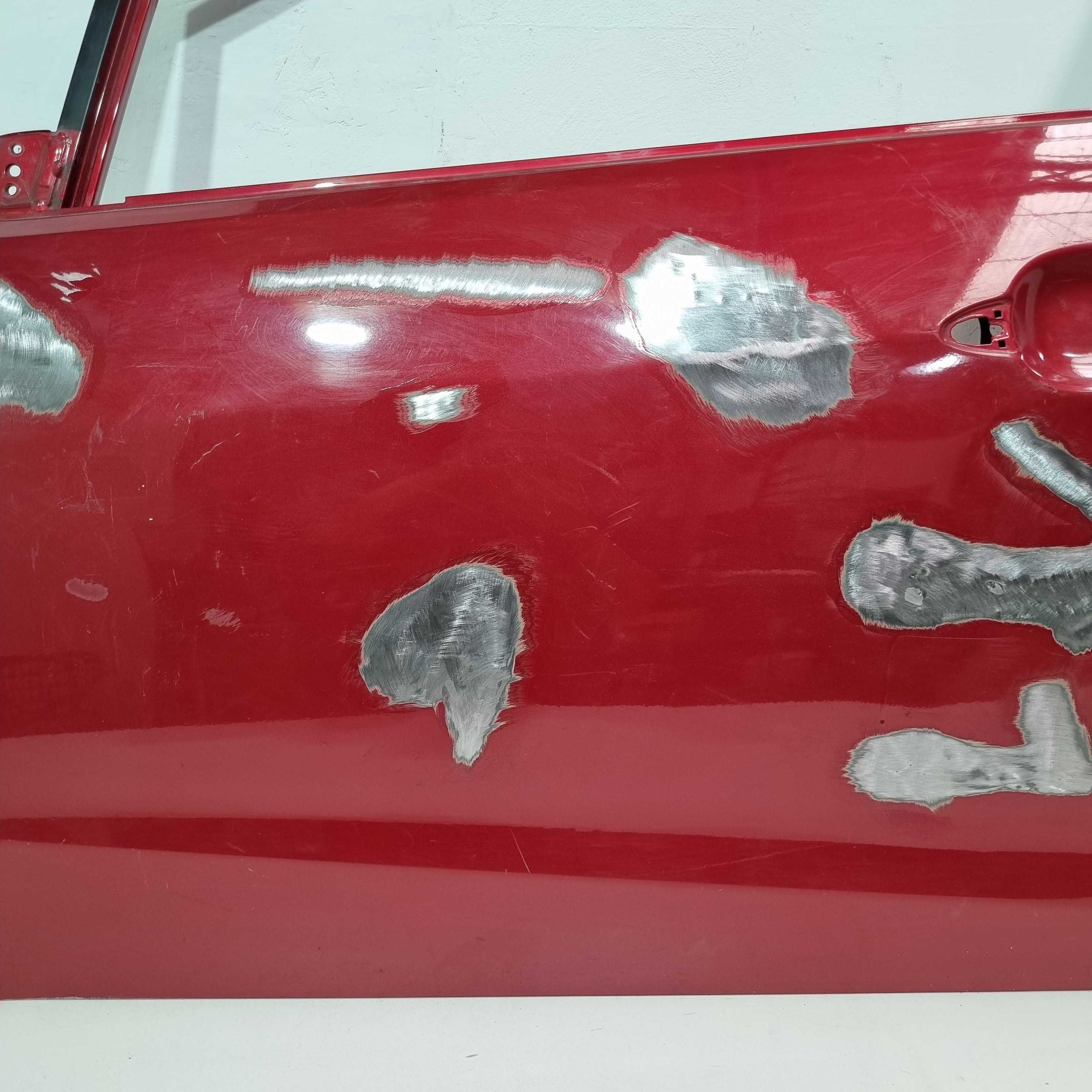 Porta Dianteira Do Lado Esquerdo Kia Cerato 2015/2020 Dianteira Esquerdo Vermelho 3