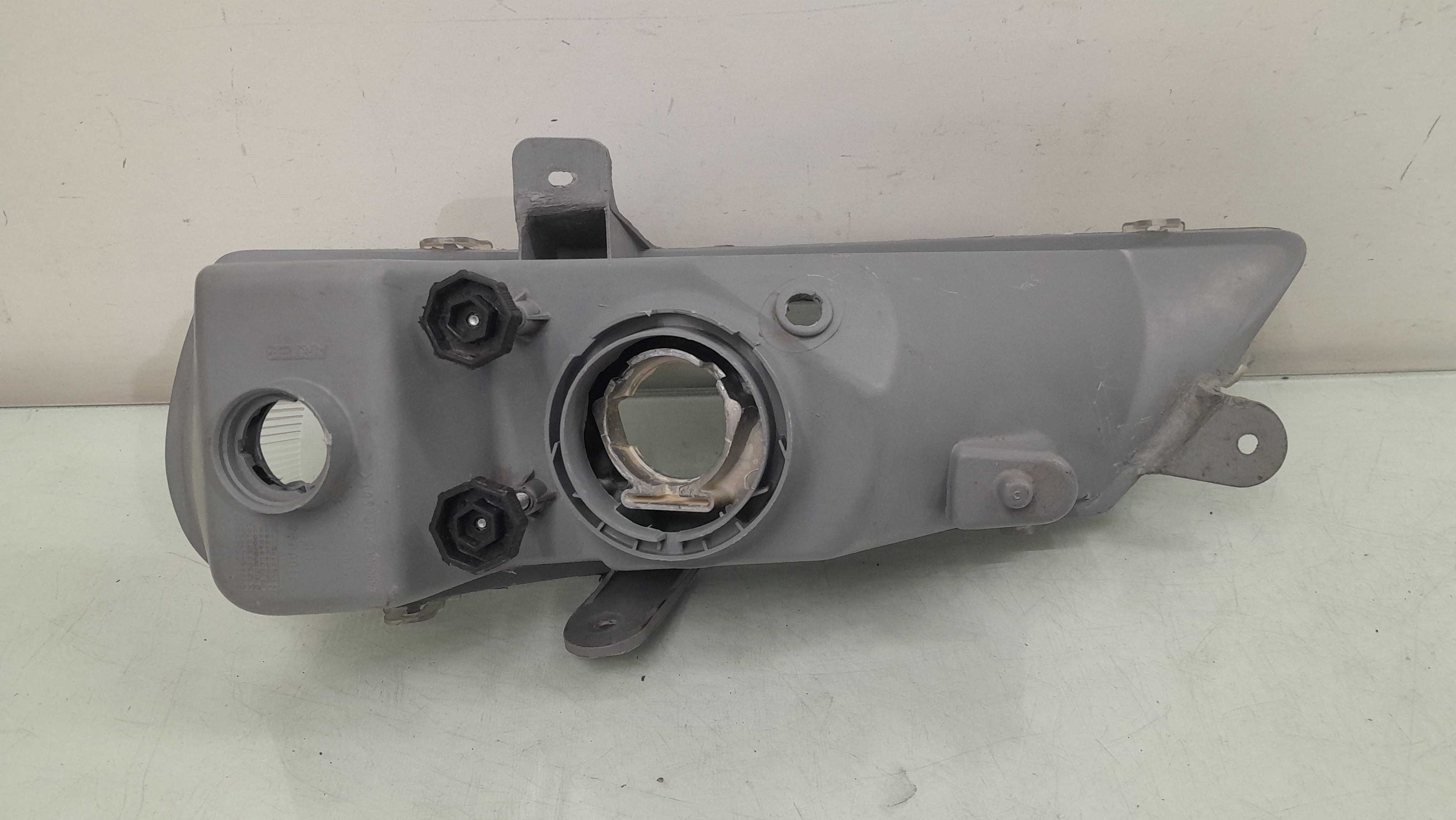 Farol Direito Chevrolet Celta 2001/2006 Original Recuperado 4