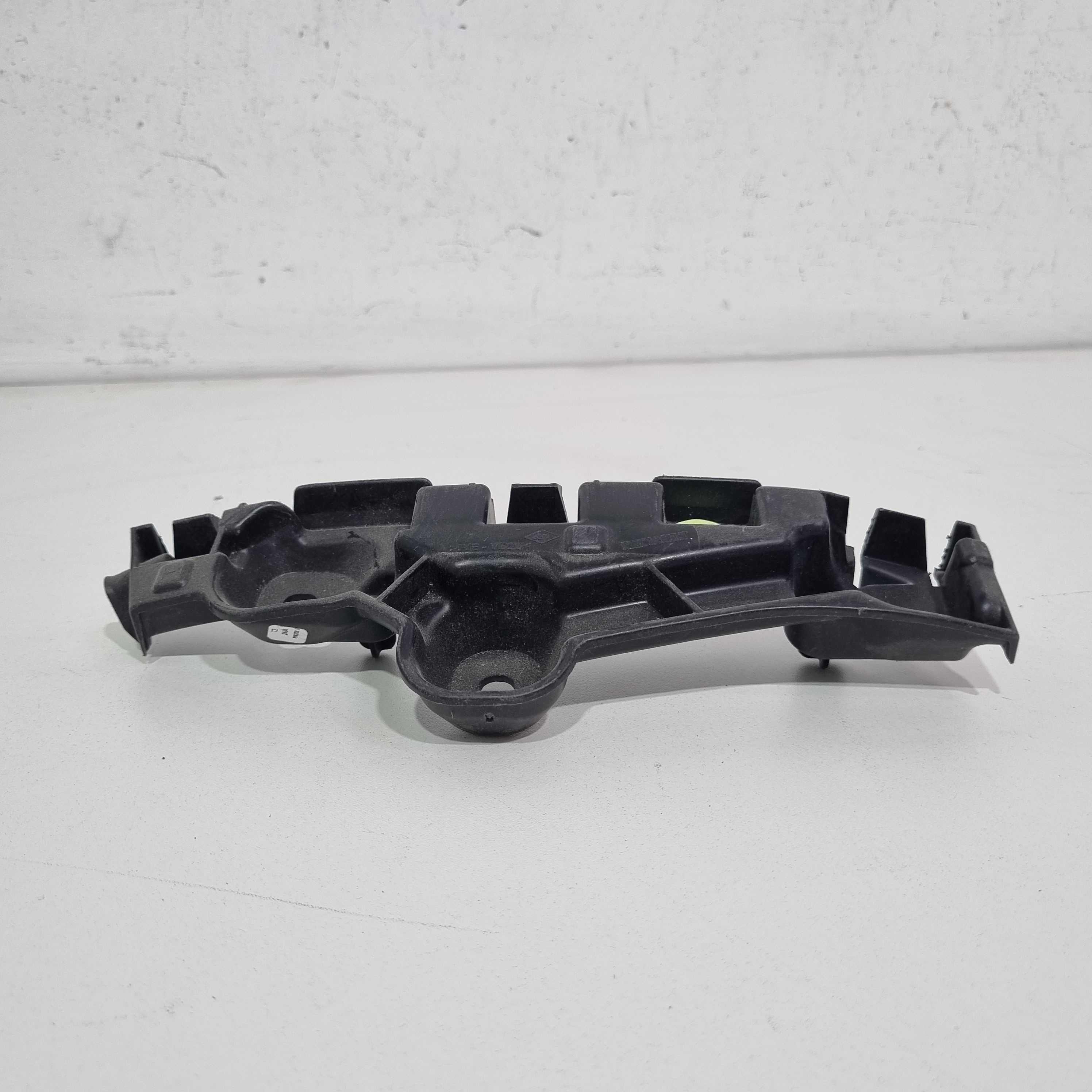 Suporte Parachoque Diant Direito Renault Sandero 2015/2018 2