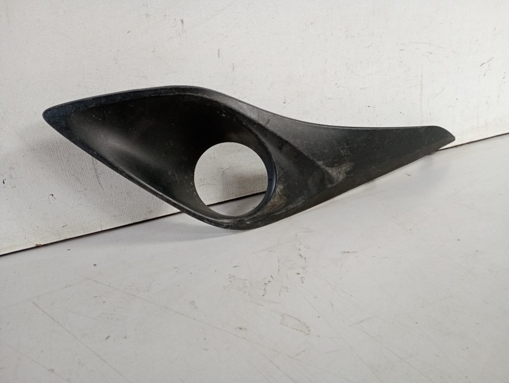 Moldura Esquerda Toyota Yaris 2018/2020 Original Recuperado. 2