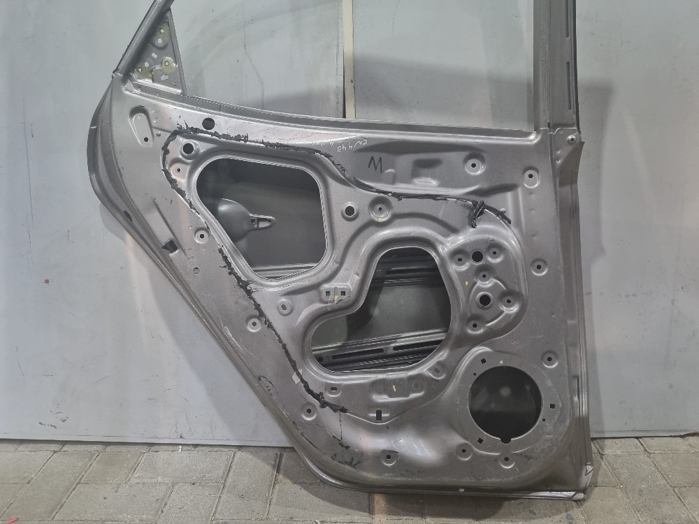 Porta traseira esquerda HB20X Hatch 2020/2024 recuperada 5