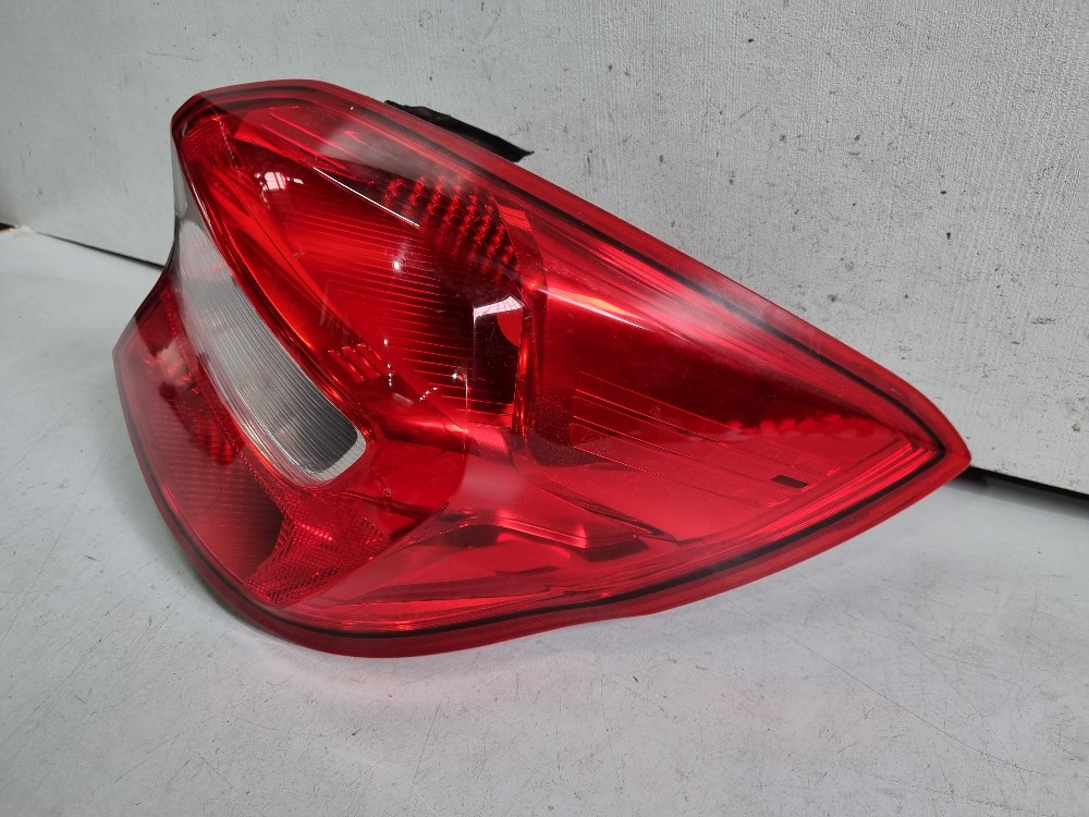 Lanterna Direita Ford Ka Hatch 2015/2018 Recuperada Original 3