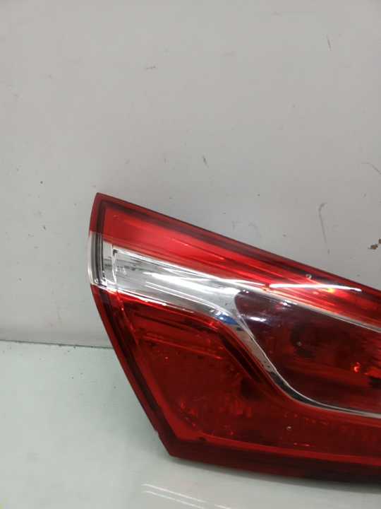 Lanterna Esquerda Cruze Hatch Recuperada 2017 / 2019 2