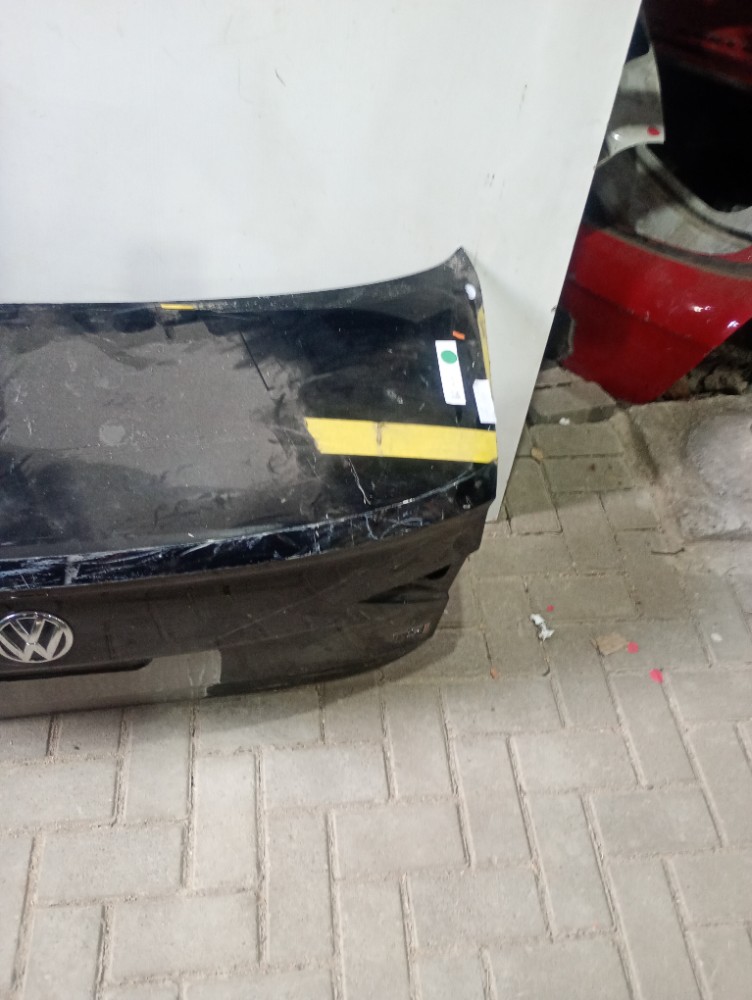 Tampa Traseira Vw Virtus Tsi 2017/ 2023 Recuperada Original. 2