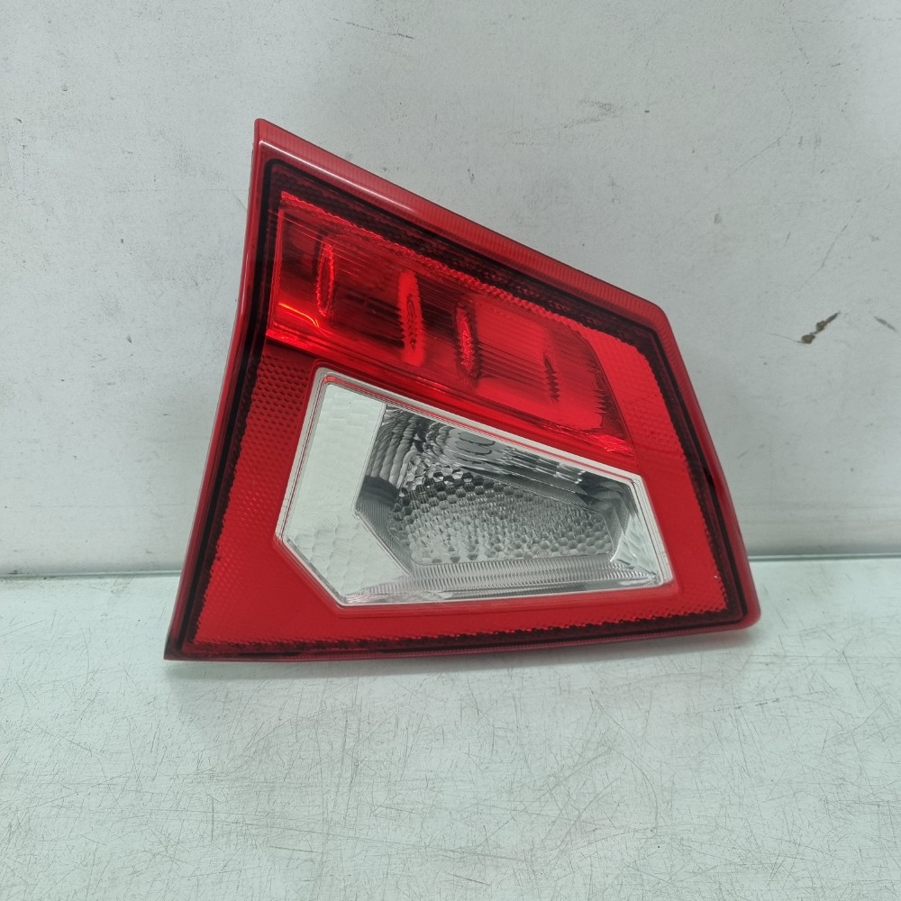 Lanterna Esquerda Tampa Traseira Suzuki Vitara 2016/2019 Ori 1