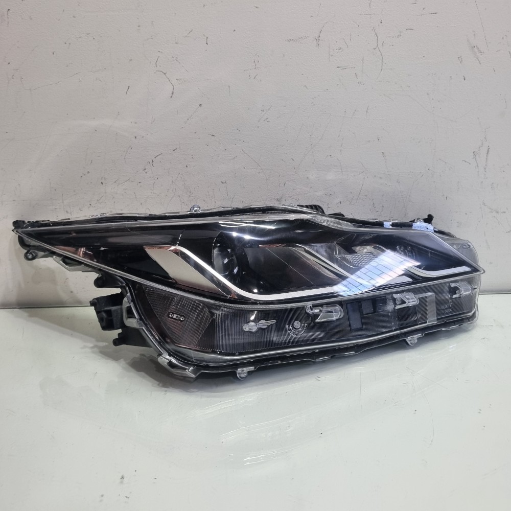 Farol Do Lado Direito Toyota Corolla Modelos 2021/2024 Direito/passageiro