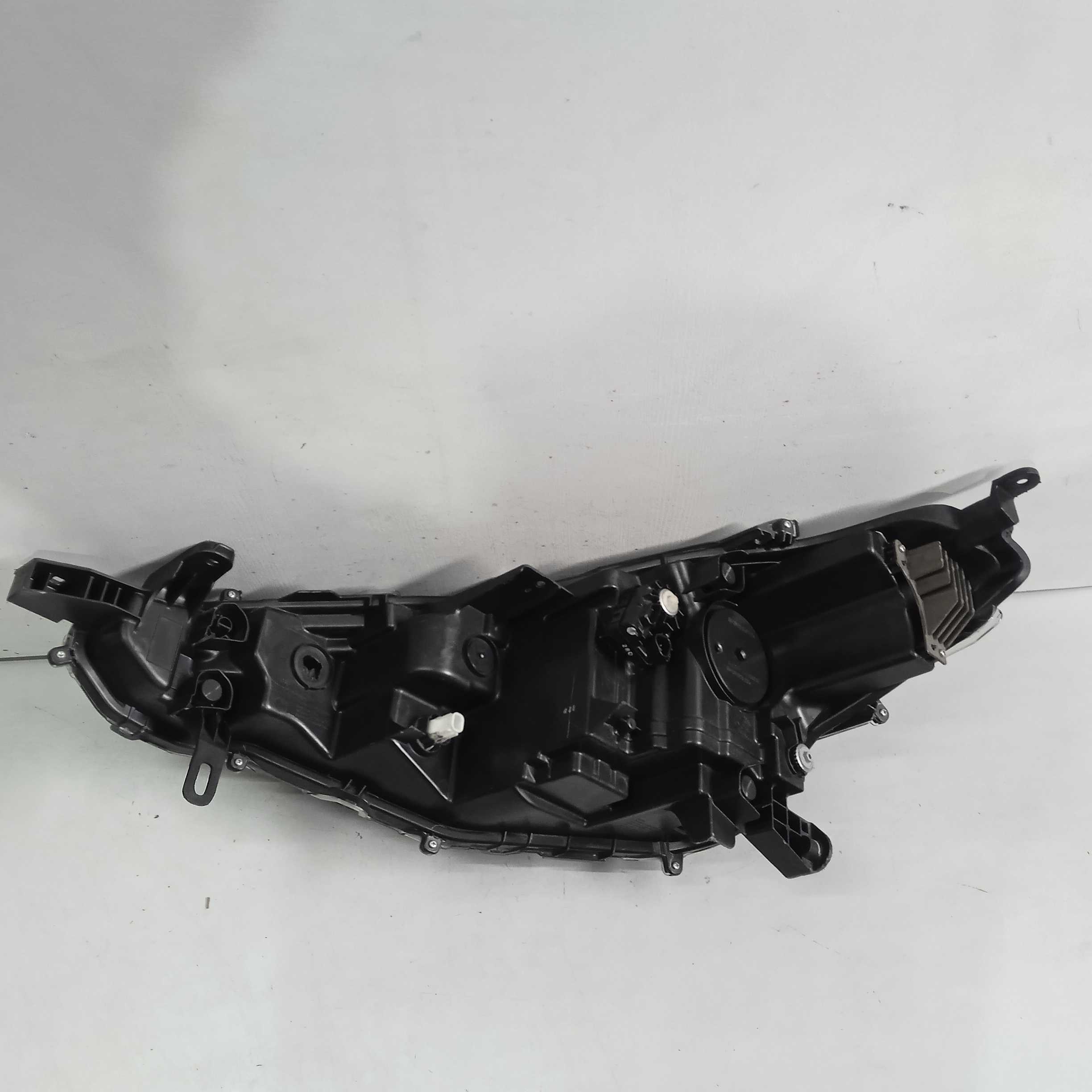 Farol Lado Direito Corolla Cross Ano 2022/2024 Recuperado 4