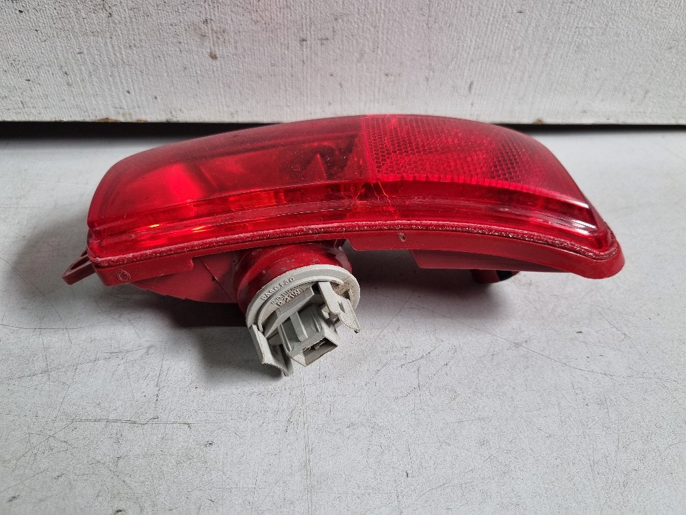 Luz Neblina Dir Do P-choque Tras Peugeot 207 Sedan 2008/2012 4