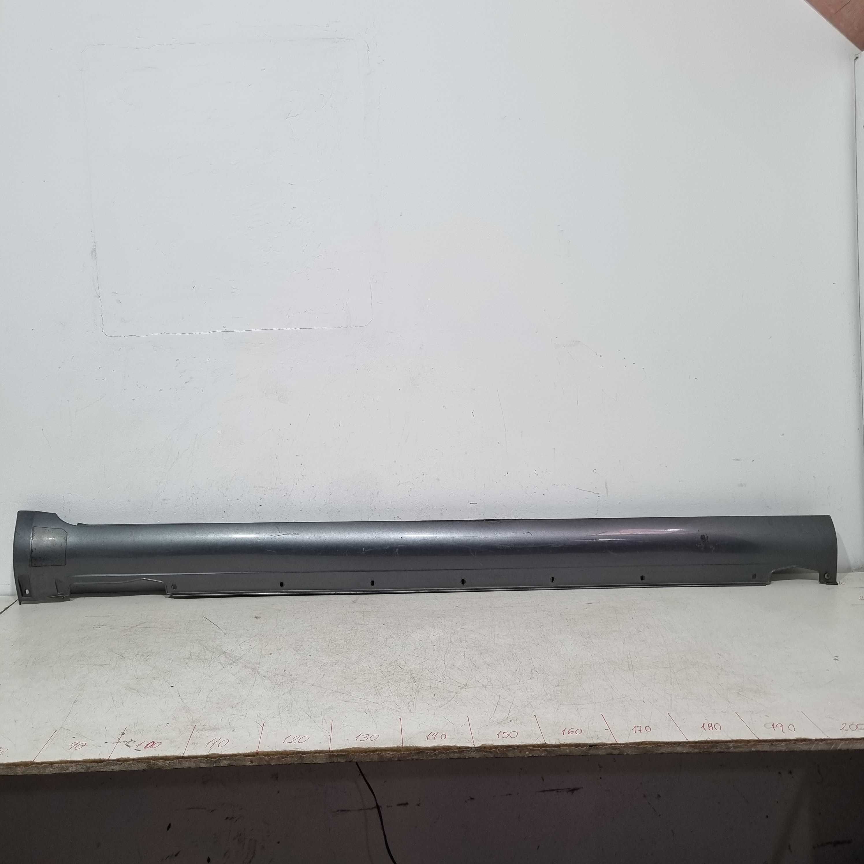 Spoiler Lateral Do Lado Direito Hyundai Tucson 2008/2014