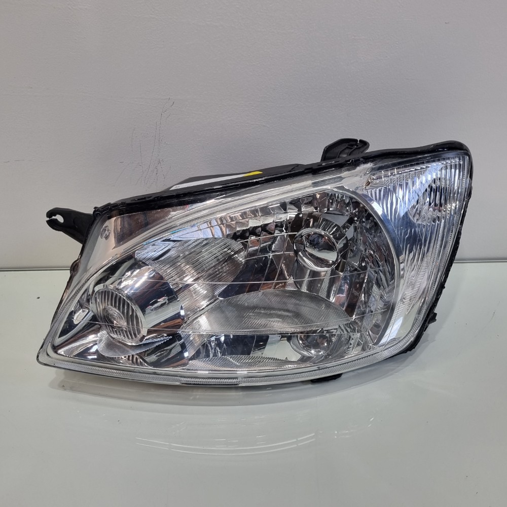 Farol Do Lado Esquerdo Chevrolet Corsa Modelos 2008/2013 Esquerdo/motorista 1