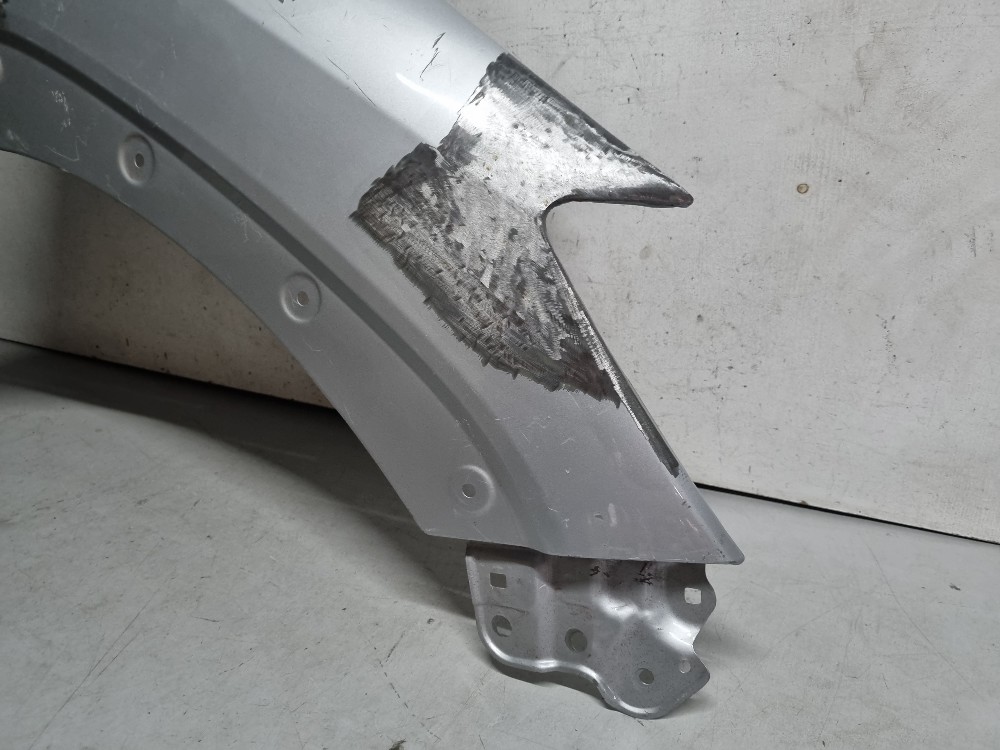 Paralama Do Lado Direito Toyota Corolla Cross 2021/2025 2