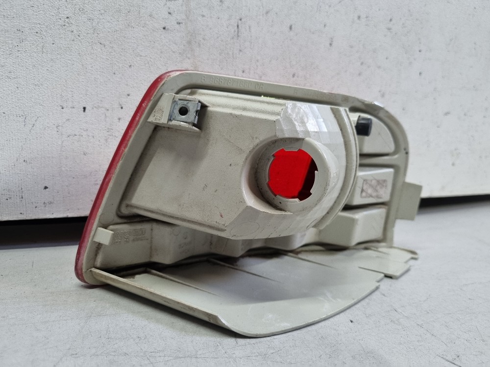 Luz de neblina Esquerda do P-C traseiro Aircross 2012/2015 4