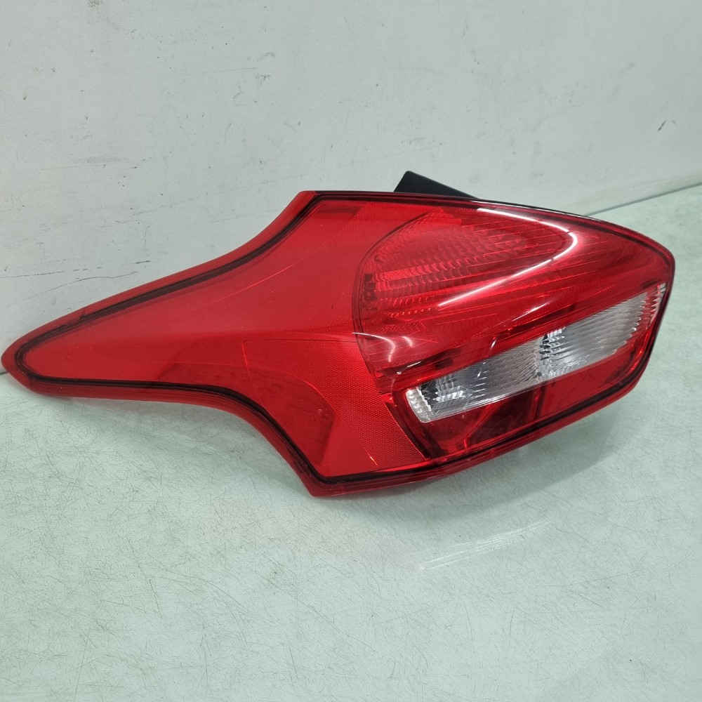 Lanterna Traseira Esquerdo Ford Focus Hatch 2016/2019 Esquerdo/motorista 2