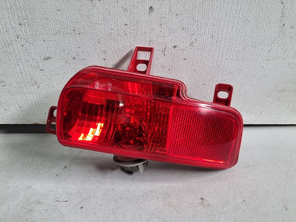 Luz Neblina Dir Do P-choque Tras Peugeot 207 Sedan 2008/2012 1