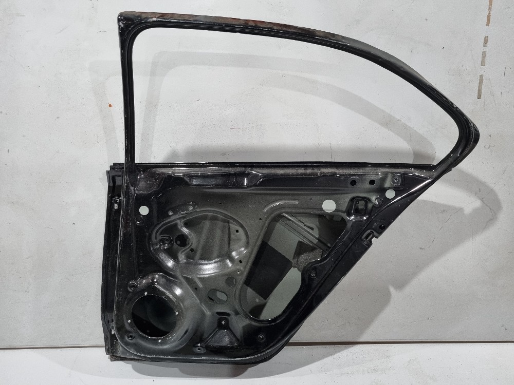 Porta Traseira Direita Volkswagen Jetta 2011/2017 Traseira Direito 4