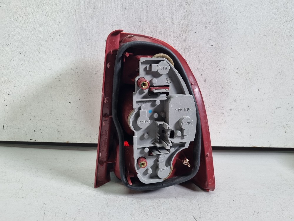 Lanterna Esquerda Fiat Strada 2001/2004 Recuperada Original 5