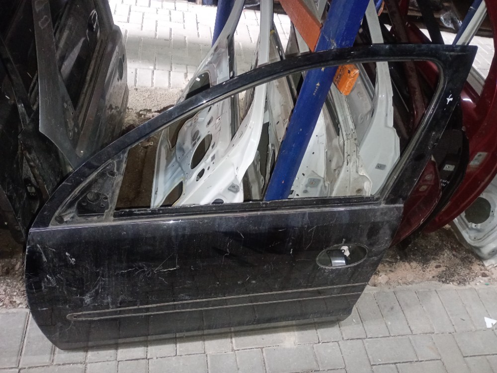 Porta Dianteira Esquerda Chevrolet Corsa Montana 2003/12 Rec 2