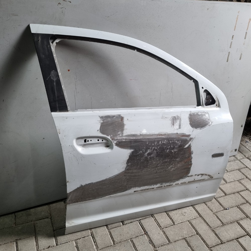 Porta Dianteira Direita Gm Cobalt 2012 2013 2014 15 16 2017 Dianteira 1