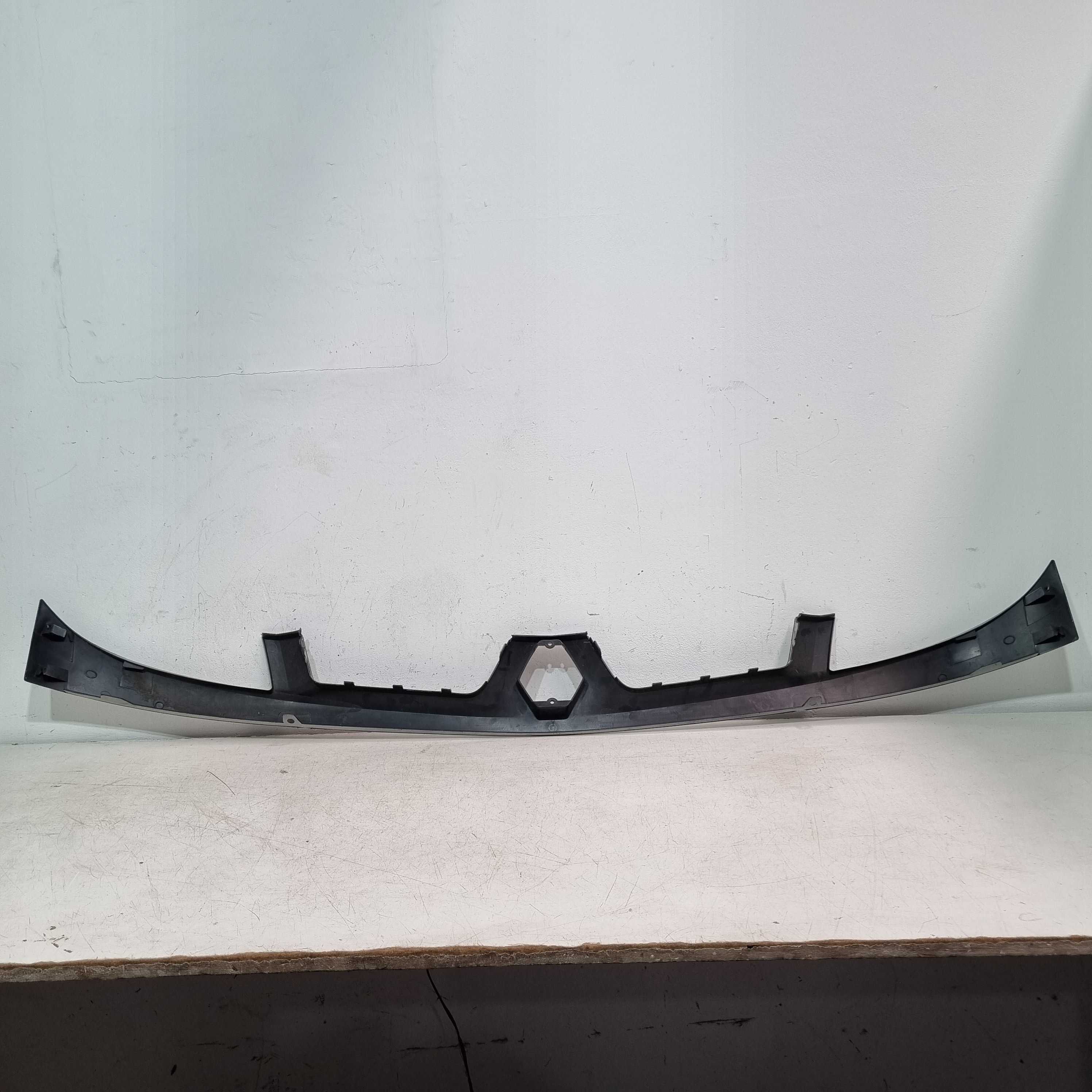 Moldura Da Grade Superior Renault Kangoo Modelos 2009/2014 6