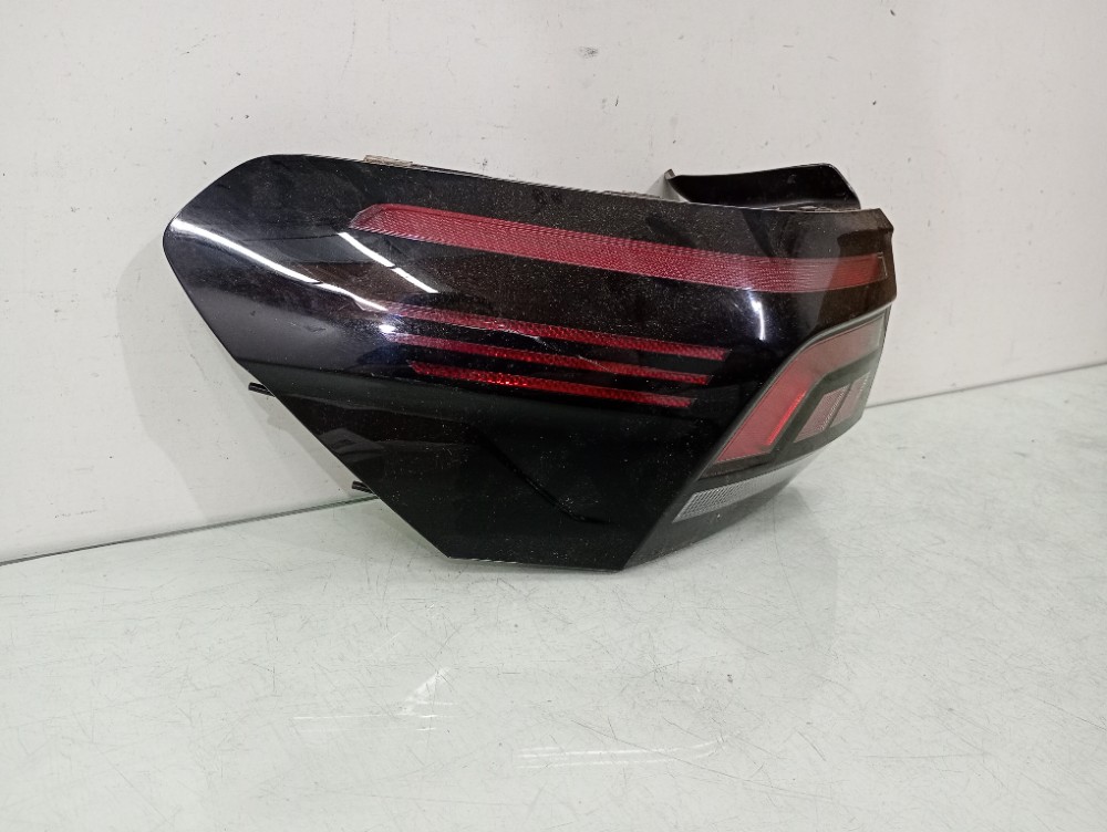 Lanterna Esquerda Do Chevrolet Nivus Ano 2020/2023 Original 4