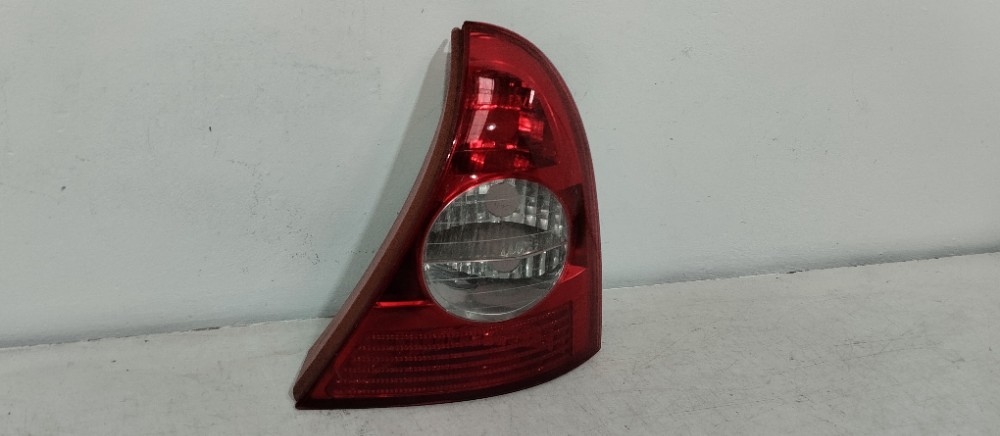 Lanterna direita Renault Clio Hatch 2003/2007