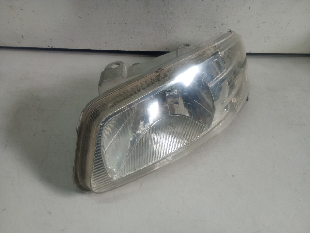 Farol Esquerdo Cromado Do Volkswagen Gol G4 2006/2010 Esquerdo/motorista 2