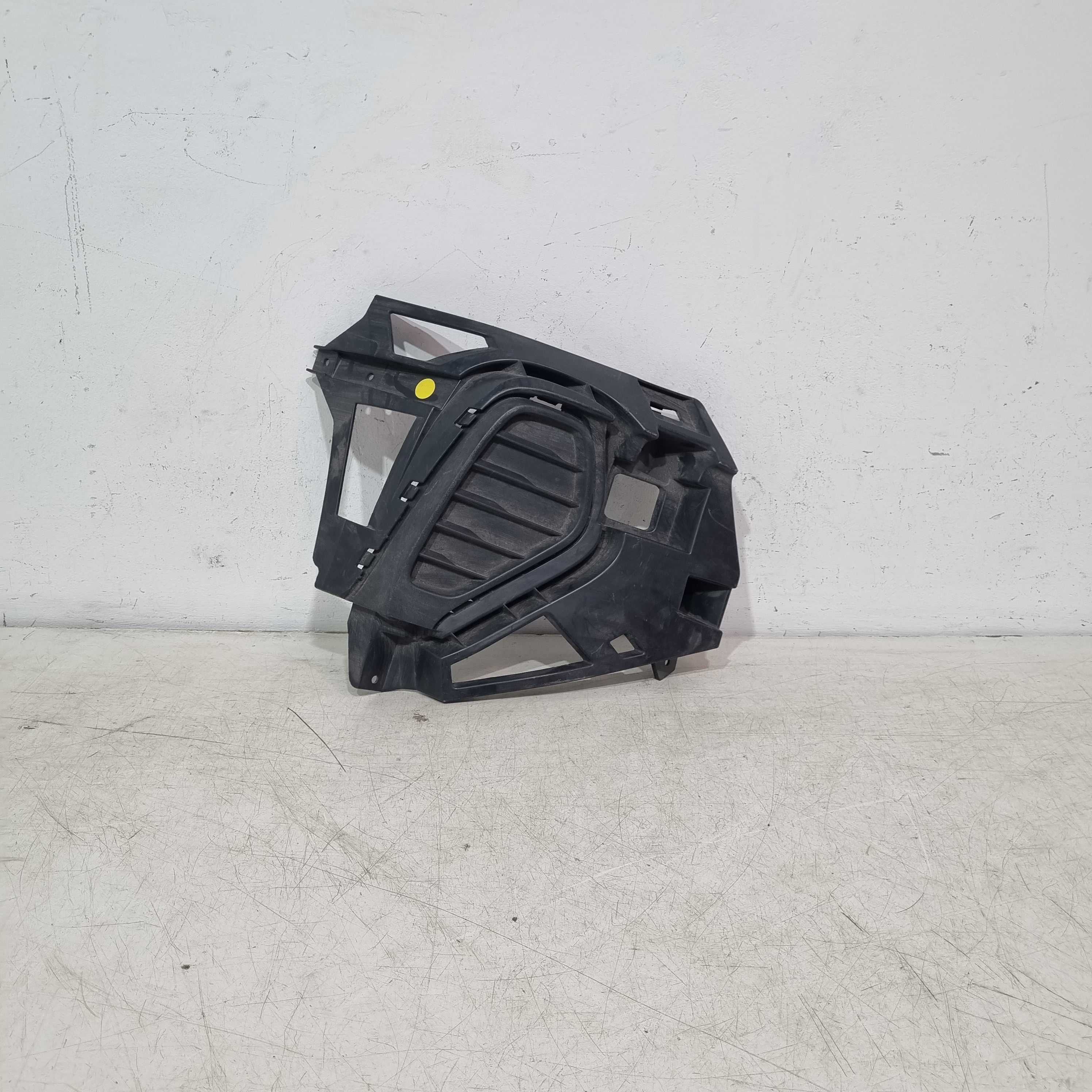 Moldura Farol De Milha Direito Volkswagen Nivus 2020/2021 Direito 6