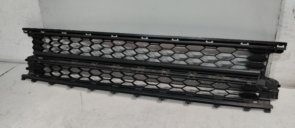 Grade Inferior Polo Gts Gti 2017/2021 Recuperado E Original. Preto 3