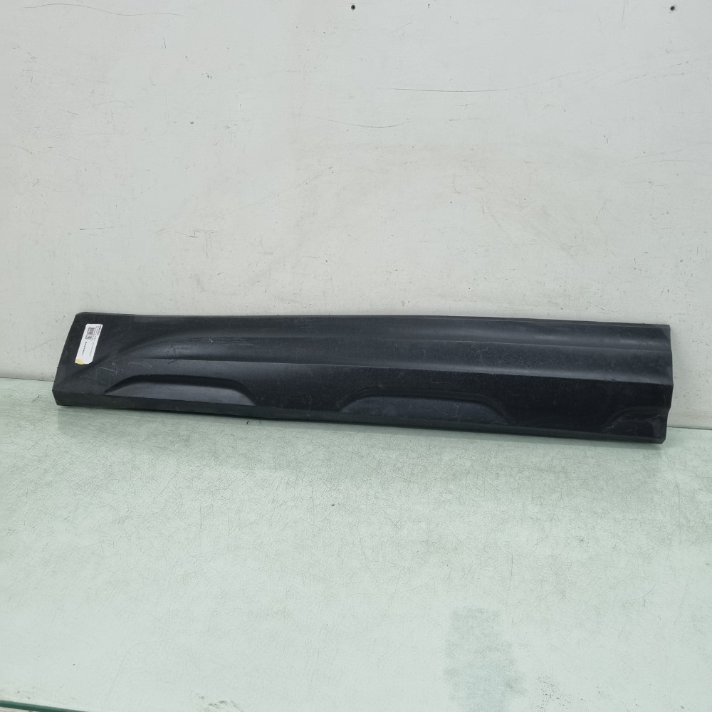 Moldura Porta Dianteira Esquerda Volkswagen Taos 2021/2024 1
