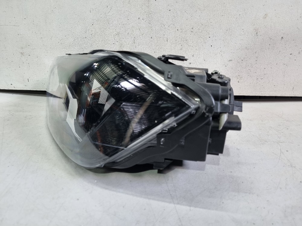 Farol Esquerdo  Friso Cromado Vw Polo  2017/2022 Recuperado. 2